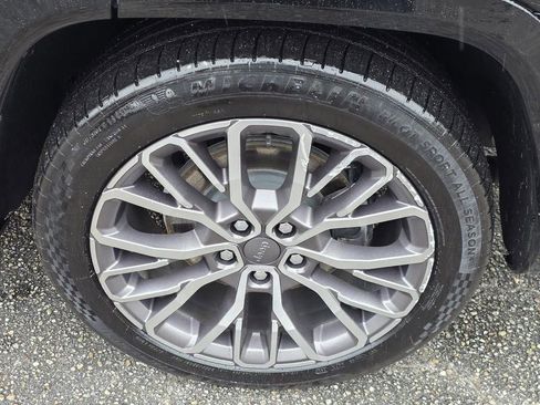 Used 2022 Jeep Grand Cherokee L Summit AWD/4WD image 48
