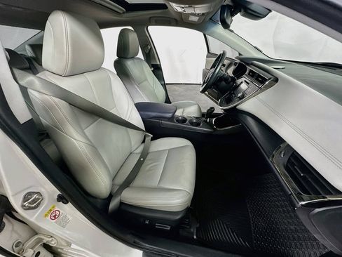 Used 2017 Toyota Avalon Touring FWD image 14