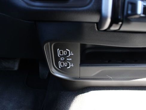 Used 2026 RAM 2500 Laramie AWD/4WD image 26