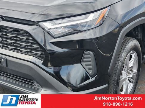 Used 2025 Toyota RAV4 XLE image 10