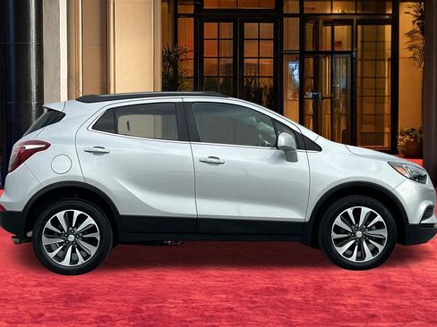 Used 2022 Buick Encore Preferred w/ Safety Package image 9