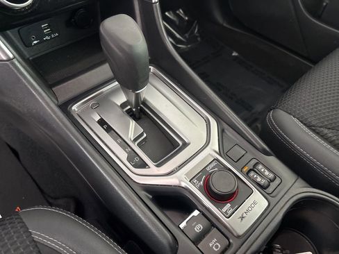 Used 2023 Subaru Forester Premium image 19