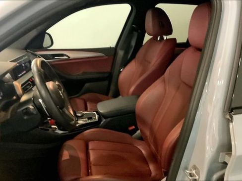 Used 2023 BMW X3 sDrive30i w/ M Sport Package RWD image 11