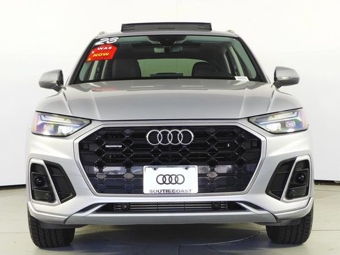 Used 2023 Audi Q5 2.0T Premium w/ Convenience Package AWD/4WD image 3