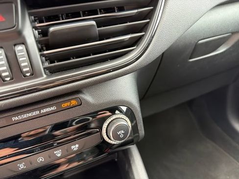 Used 2024 Ford Escape ST-Line w/ Tech Pack #1 FWD image 20