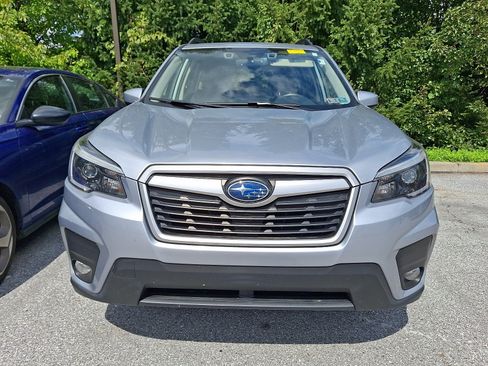 Used 2021 Subaru Forester Premium AWD/4WD image 2