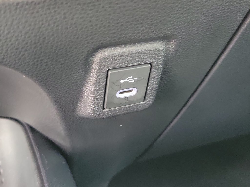 Used 2026 Toyota Corolla SE FWD image 29