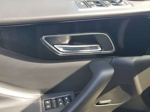 Used 2020 Jaguar F-PACE Checkered Flag image 27