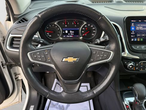 Used 2022 Chevrolet Equinox Premier image 12