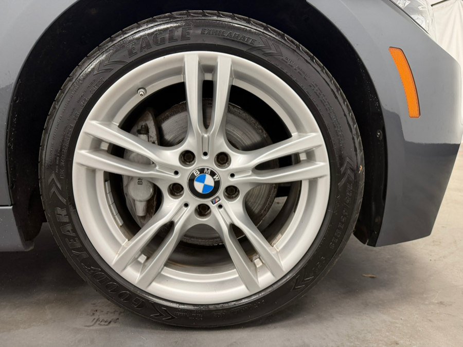 Used 2015 BMW 335i xDrive Sedan w/ M Sport AWD/4WD image 66