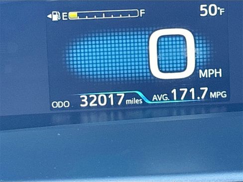 Used 2020 Toyota Prius Prime Limited image 12