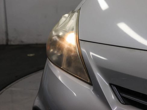 Used 2012 Toyota Prius V Two w/ Preferred Accessory Pkg FWD image 7