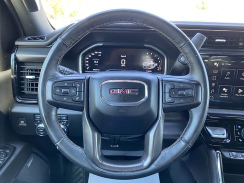 Used 2024 GMC Sierra 2500 AT4 w/ AT4 Premium Plus Package image 20