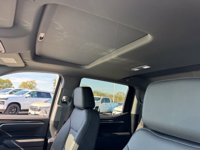 New 2026 Chevrolet Silverado 1500 RST AWD/4WD image 16