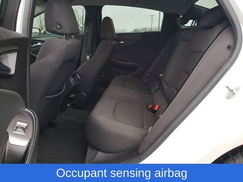 Used 2016 Chevrolet Malibu LT image 26