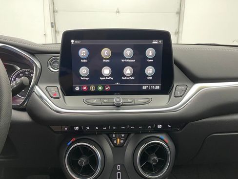 Used 2024 Chevrolet Blazer LT w/ Convenience Package FWD image 23