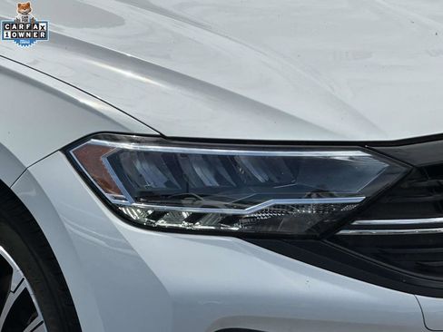 Used 2024 Volkswagen Jetta Sport FWD image 9