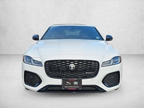 Used 2024 Jaguar XF R-Dynamic SE image 2