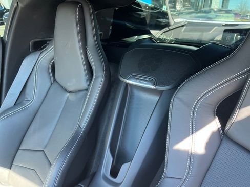Used 2025 Chevrolet Corvette Z06 image 16