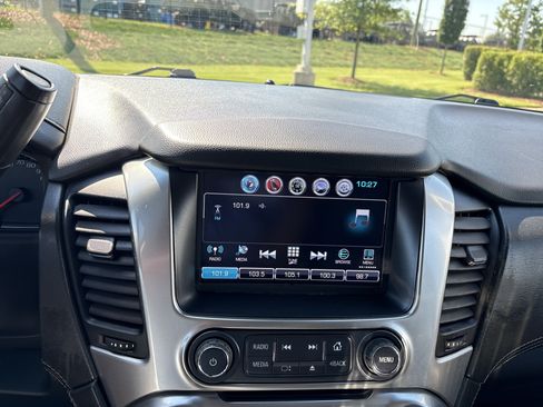 Used 2018 Chevrolet Tahoe LT AWD/4WD image 29