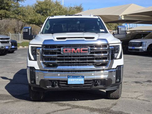 Certified 2025 GMC Sierra 2500 SLT w/ SLT Convenience Package image 2