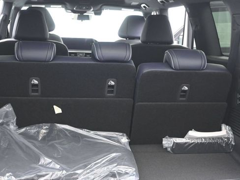 New 2027 INFINITI QX80 Sensory w/ Sport Exterior Package AWD/4WD image 24