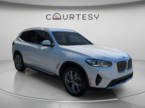 Used 2024 BMW X3 sDrive30i w/ Premium Package RWD image 9