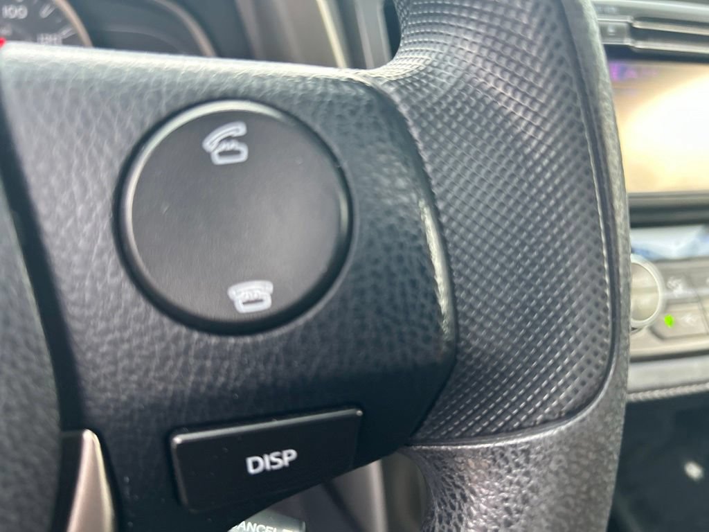 Used 2013 Toyota RAV4 XLE AWD/4WD image 32