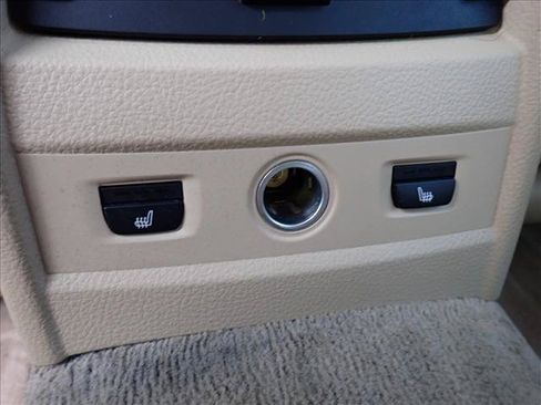 Used 2013 BMW 328i xDrive Sedan AWD/4WD image 9