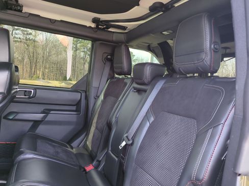 Used 2024 Ford Bronco Raptor image 30