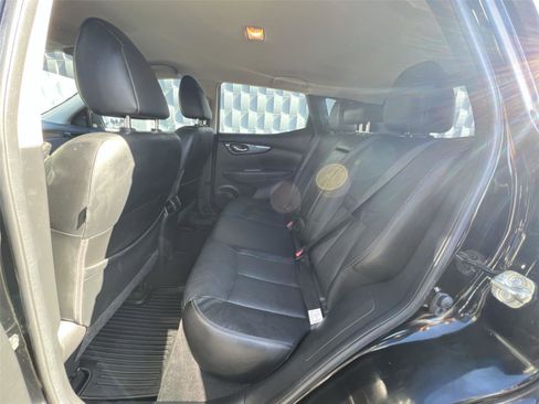 Used 2018 Nissan Rogue Sport SL image 21