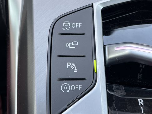 New 2026 BMW 230i Coupe w/ Premium Package image 10