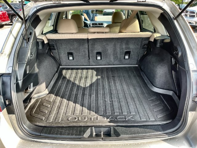 Used 2019 Subaru Outback 2.5i Premium AWD/4WD image 22