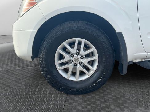 Used 2017 Nissan Frontier SV w/ SV Value Truck Package image 23