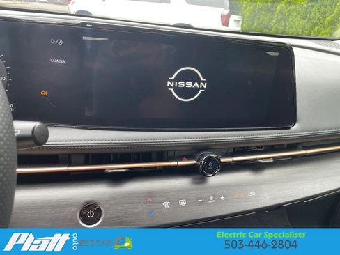 Used 2023 Nissan Ariya FWD image 29
