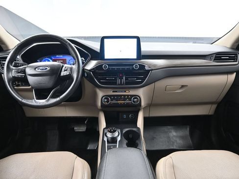 Used 2020 Ford Escape Titanium AWD/4WD image 32