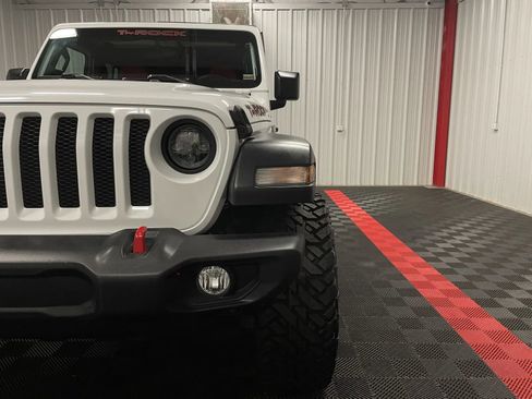 Used 2019 Jeep Wrangler Unlimited Sport S image 12