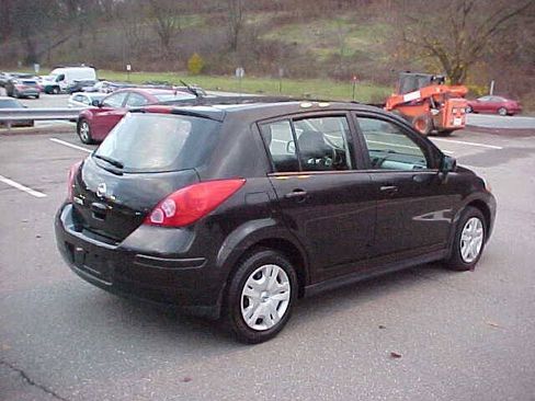Used 2010 Nissan Versa 1.8 S w/ PWR Plus Pkg FWD image 9