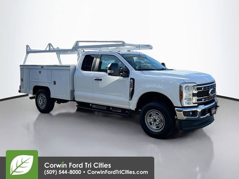New 2026 Ford F350 XL w/ XL Chrome Package image 1