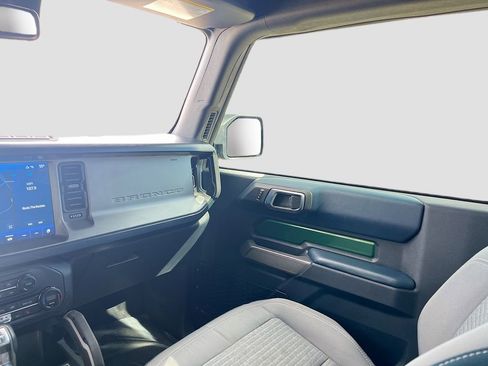 Used 2023 Ford Bronco Outer Banks AWD/4WD image 22
