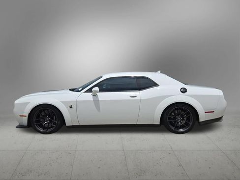 Used 2021 Dodge Challenger R/T Scat Pack RWD image 3