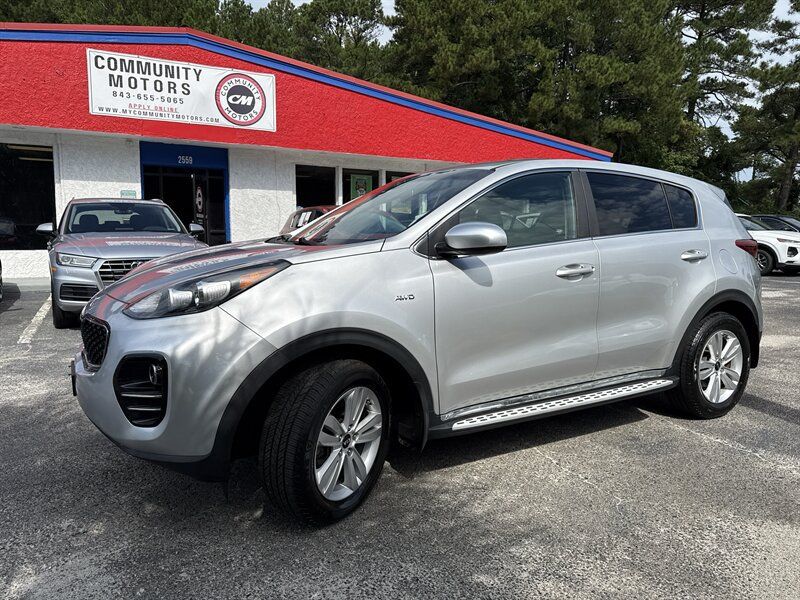 Used 2017 Kia Sportage LX AWD/4WD image 1