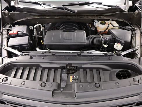 Used 2024 Chevrolet Silverado 1500 LT Trail Boss w/ LPO, Dark Essentials Package image 44