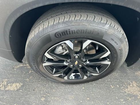 Used 2023 Chevrolet TrailBlazer LT w/ Convenience Package FWD image 13