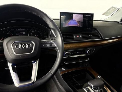 Used 2023 Audi Q5 2.0T Premium w/ Convenience Package AWD/4WD image 23