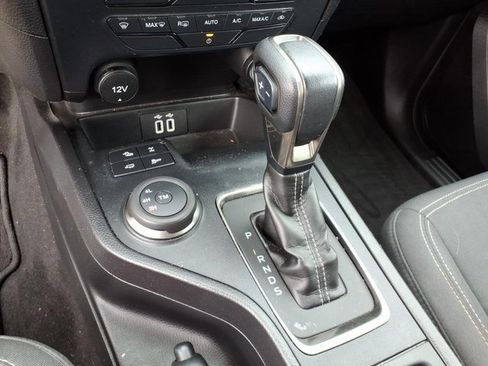 Used 2023 Ford Ranger XLT w/ Equipment Group 301A Mid image 13