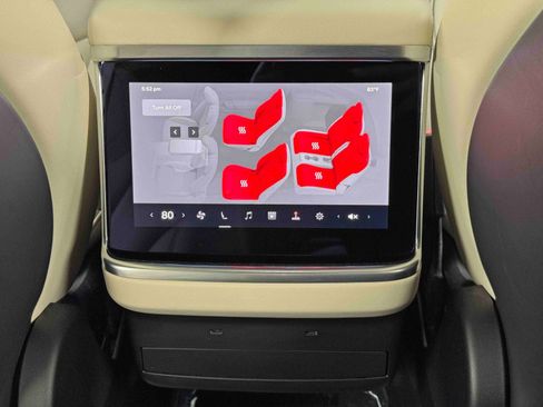 Used 2022 Tesla Model X Plaid image 37