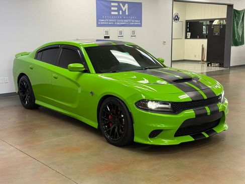 Used 2017 Dodge Charger SRT Hellcat w/ Harman/Kardon Audio Group RWD image 2