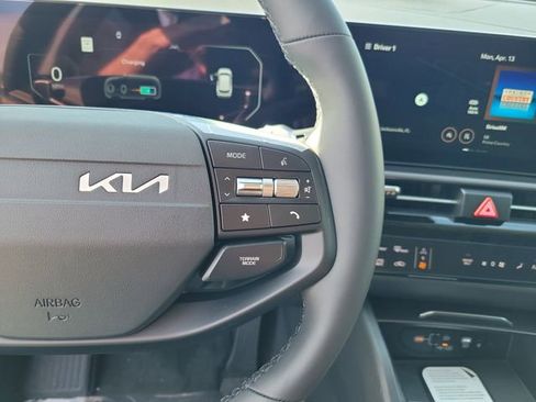 New 2026 Kia Sportage SX Prestige AWD/4WD image 12