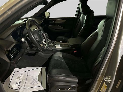 Used 2023 Acura MDX A-Spec image 13